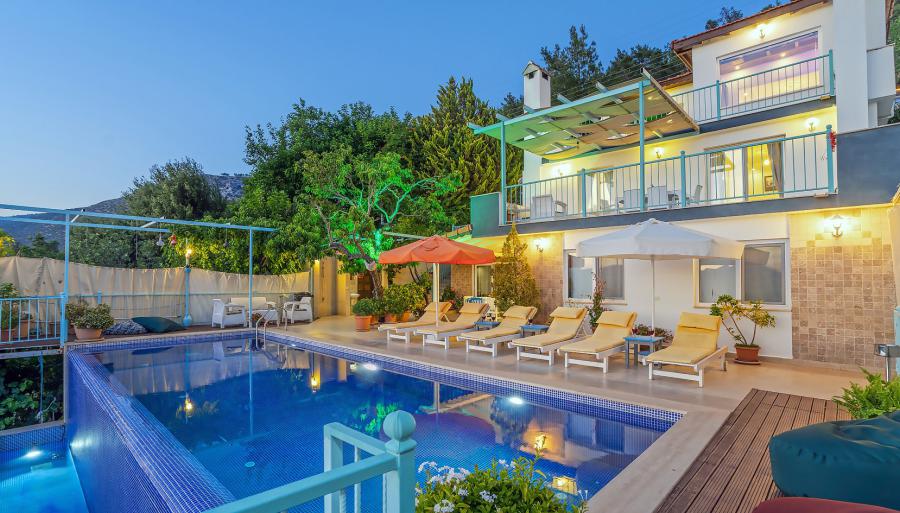 havuzlu-tatil-villasi-villa-sevgi-1_87.jpg