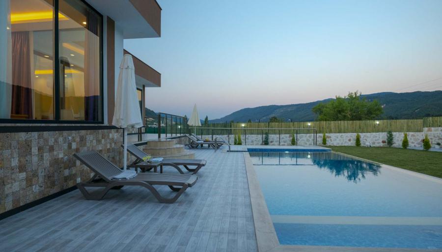 kalkan-kiralik-tatil-balayi-muhafazakar-villa-eril-28_610.jpg