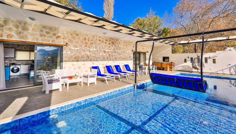 kislik-jakuzili-muhafazakar-balayi-deniz-manzarali-villa-malibu-1_984.jpg