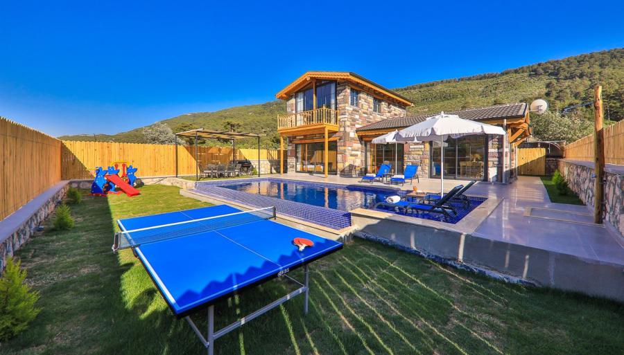 tatil-muhafazakar-aile-uygun-villa-laden-1_308.jpg