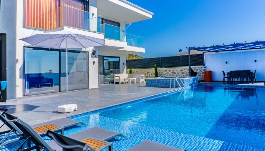 tatilde-kiralik-ozel-yuzme-havuzlu-villa-siran-1_737.jpg