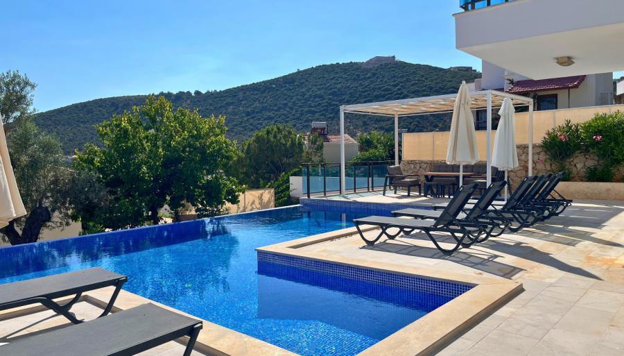 villa-visos-4_1400x1050_175.jpg